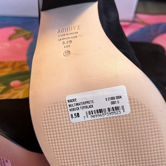 BNIB Schutz Mackie Nubuck Leather Bootie, Black, Women's 8.5 - Picture 8 of 9